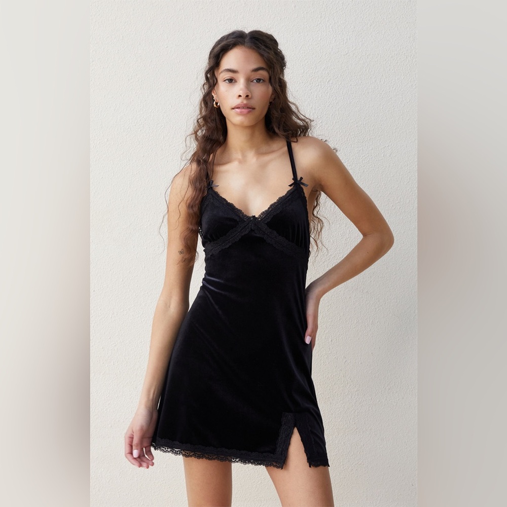 Black Velvet Lace Trim Y2K Style Mini Dress XS | Bella Elena Babydoll Dress